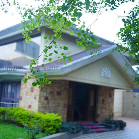 Mk Royal Stay 로나발라 외부 사진