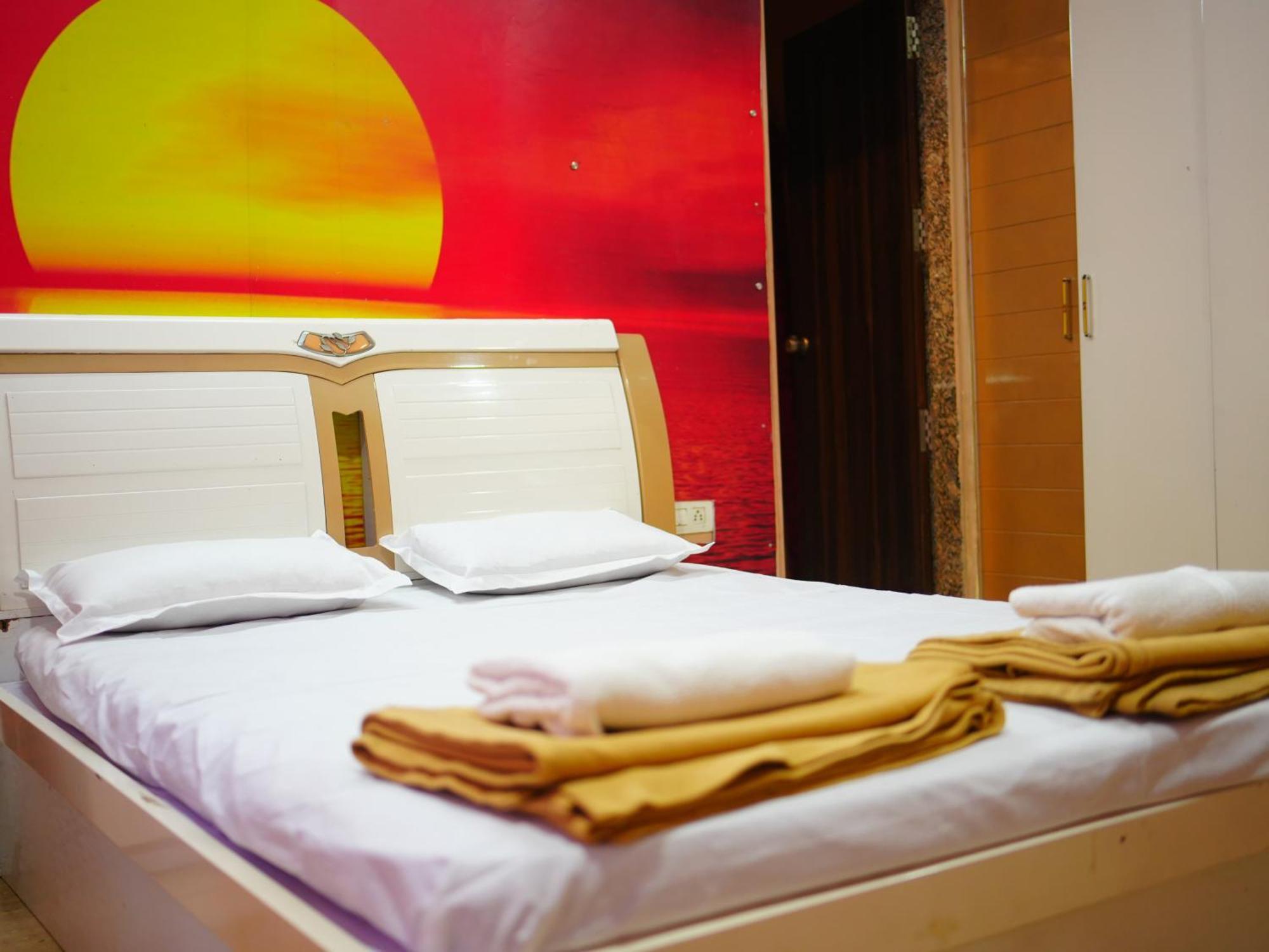 Mk Royal Stay 로나발라 외부 사진
